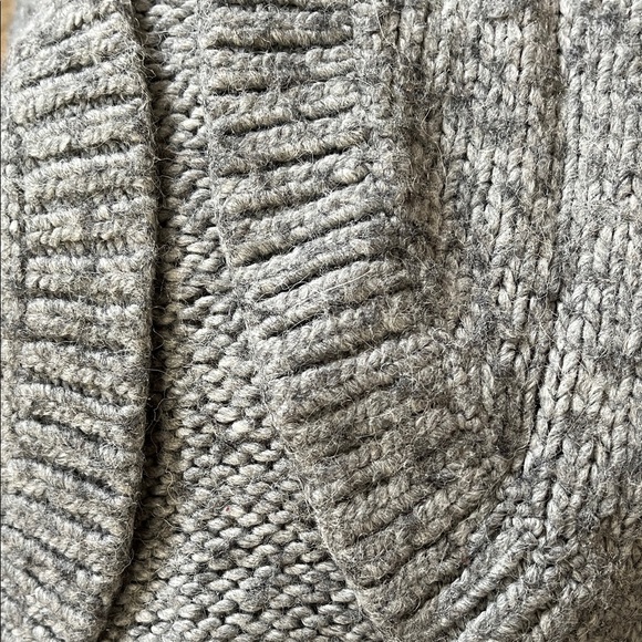 🌸 Hollister Wool Blend Grey Knit Women's Cardigan - Picture 7 of 7
